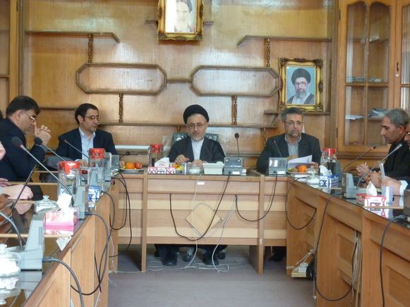 مشكلات بخش بهداشت ودرمان شهرستان هاي شوشتر وگتوند درديدار قائم مقام وزير بهداشت ودرمان بررسي شد