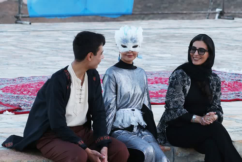 داستان‌هایِ سرزمین مردمانِ خردمند در بام سمنان شنیده شد